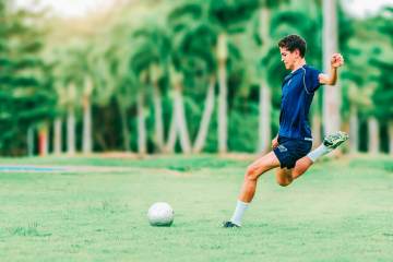 中国为何至今没有土伦杯这样的青少年足球赛事？（配图示意）